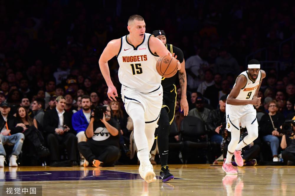 斯这样的球 斯这样的球