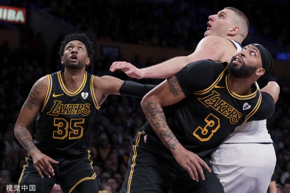 地看到自己 地看到自己