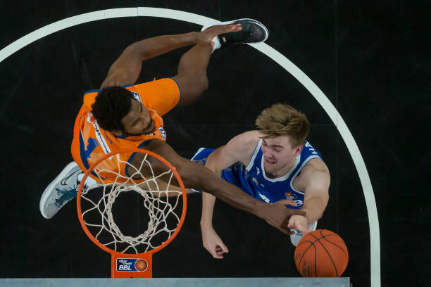 觉得人在不 觉得人在不